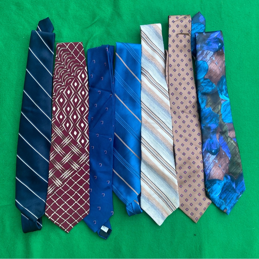 Elegant Men's Tie Collection - Blue, Burgundy, and More